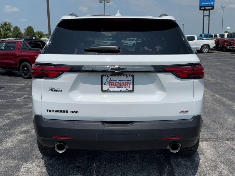 Chevrolet Traverse Vehicle Image 04
