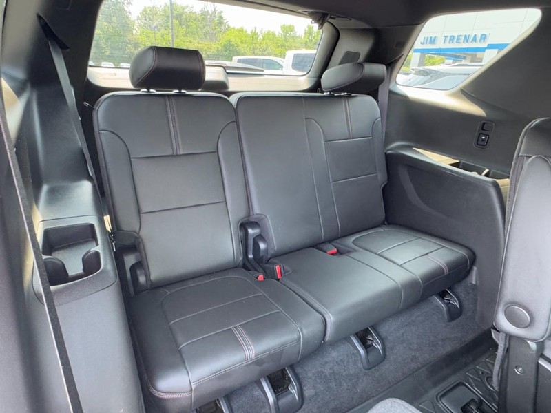 Chevrolet Traverse Vehicle Image 11