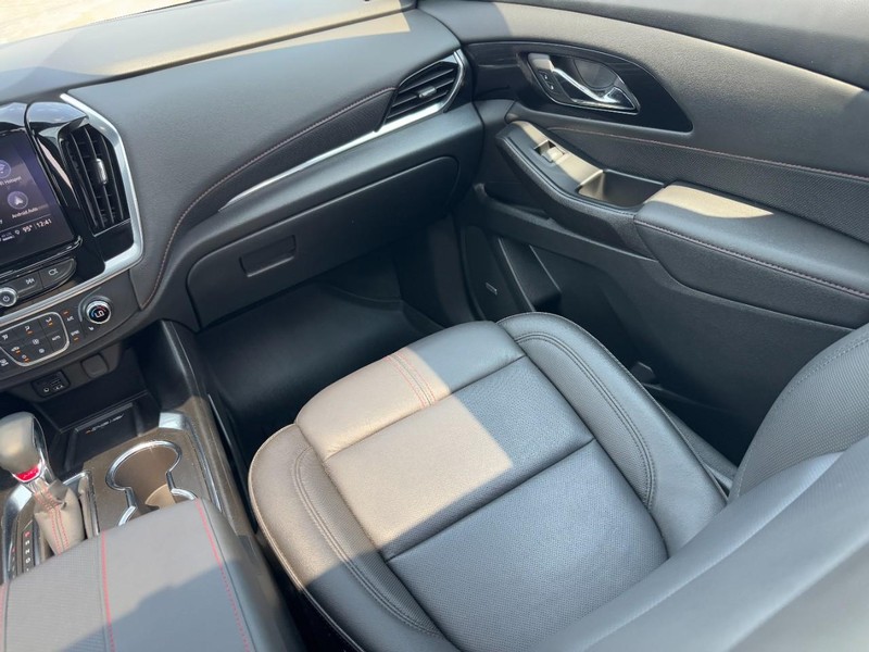 Chevrolet Traverse Vehicle Image 16