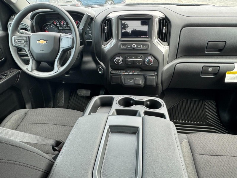 Chevrolet Silverado 1500 Vehicle Image 06
