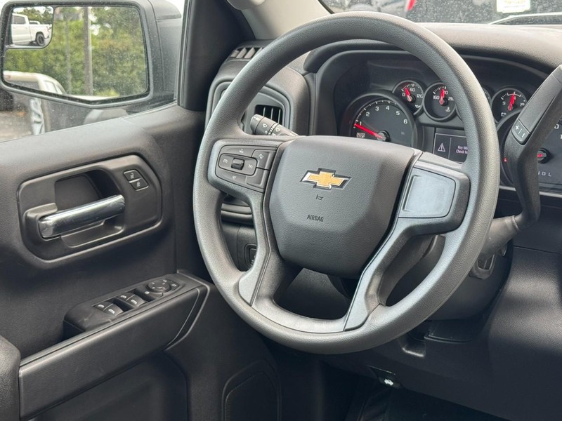 Chevrolet Silverado 1500 Vehicle Image 07