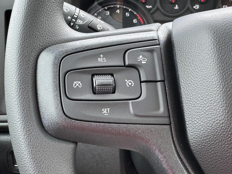 Chevrolet Silverado 1500 Vehicle Image 10