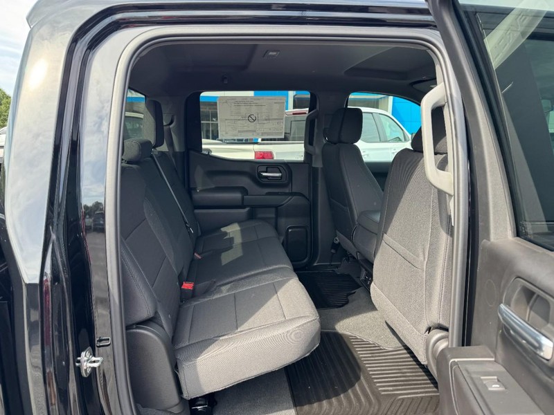 Chevrolet Silverado 1500 Vehicle Image 05
