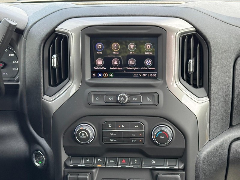 Chevrolet Silverado 2500HD Vehicle Image 08