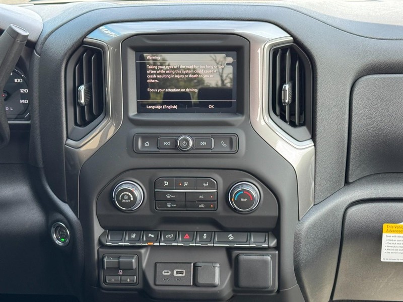 Chevrolet Silverado 2500HD Vehicle Image 08
