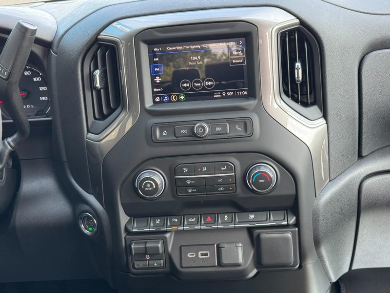 Chevrolet Silverado 2500HD Vehicle Image 08