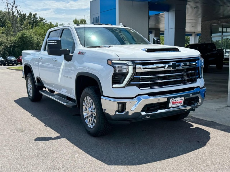 Chevrolet Silverado 2500HD Vehicle Image 02
