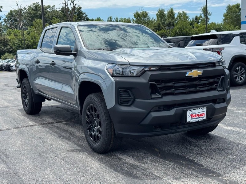 Chevrolet Colorado Vehicle Image 02