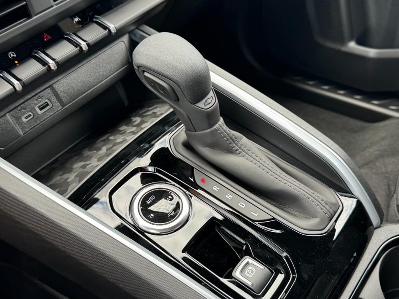 Chevrolet Colorado Vehicle Image 12