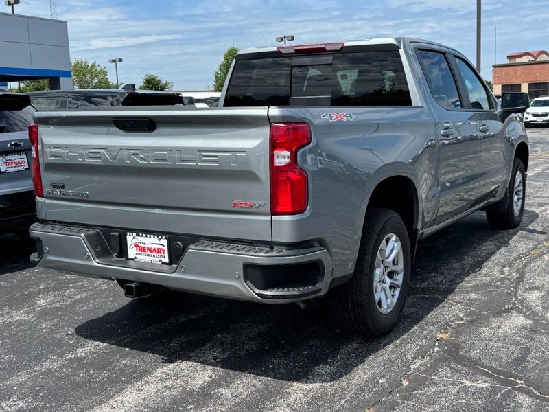 Chevrolet Silverado 1500 Vehicle Image 03