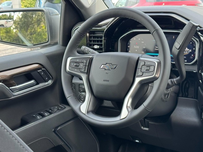 Chevrolet Silverado 1500 Vehicle Image 07
