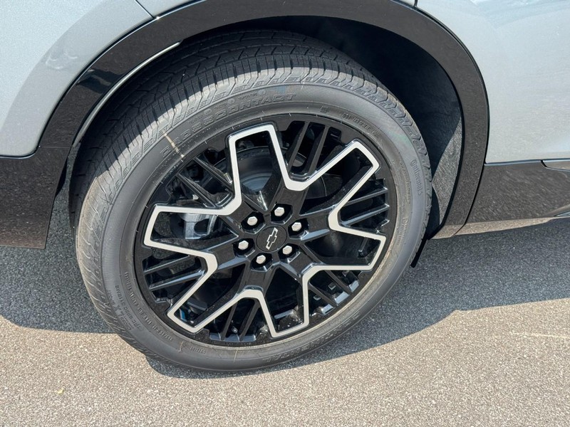 Chevrolet Blazer Vehicle Image 04