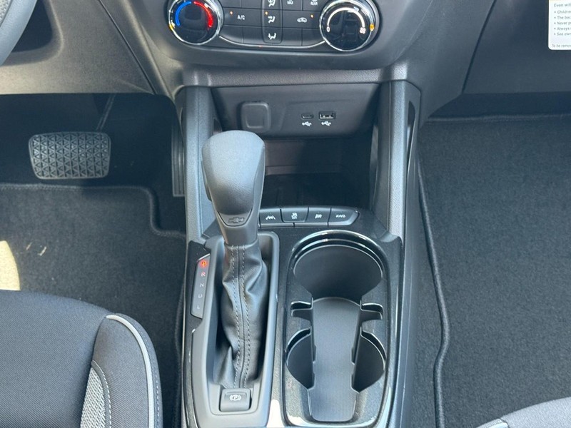 Chevrolet TrailBlazer Vehicle Image 09