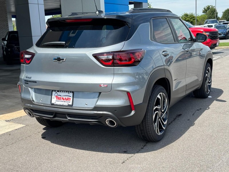 Chevrolet TrailBlazer Vehicle Image 03