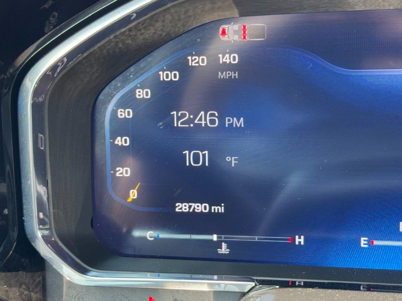 Chevrolet Silverado 1500 Vehicle Image 18