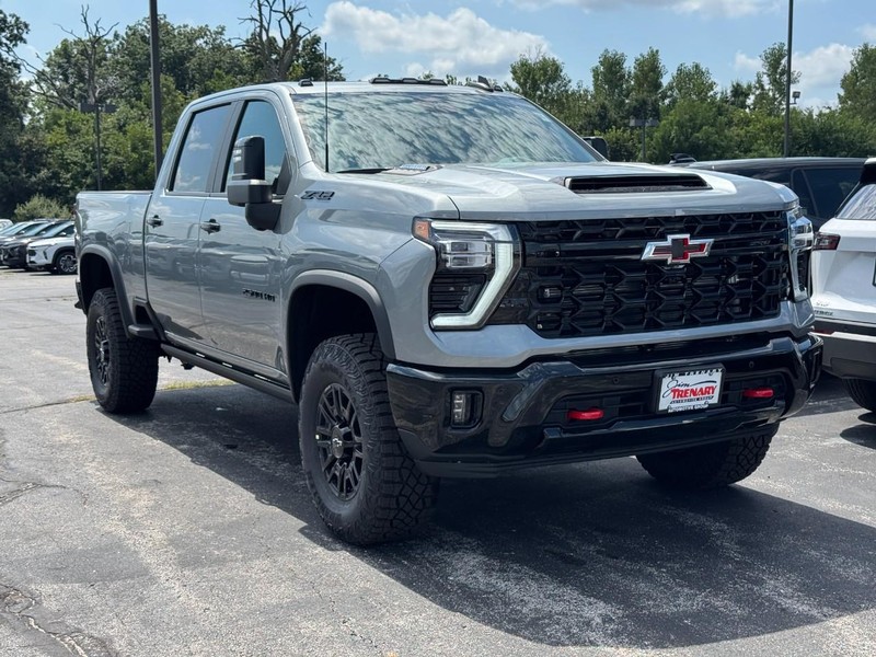 Chevrolet Silverado 2500HD Vehicle Image 02