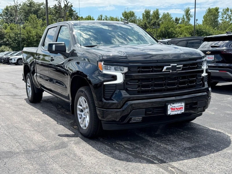 Chevrolet Silverado 1500 Vehicle Image 02