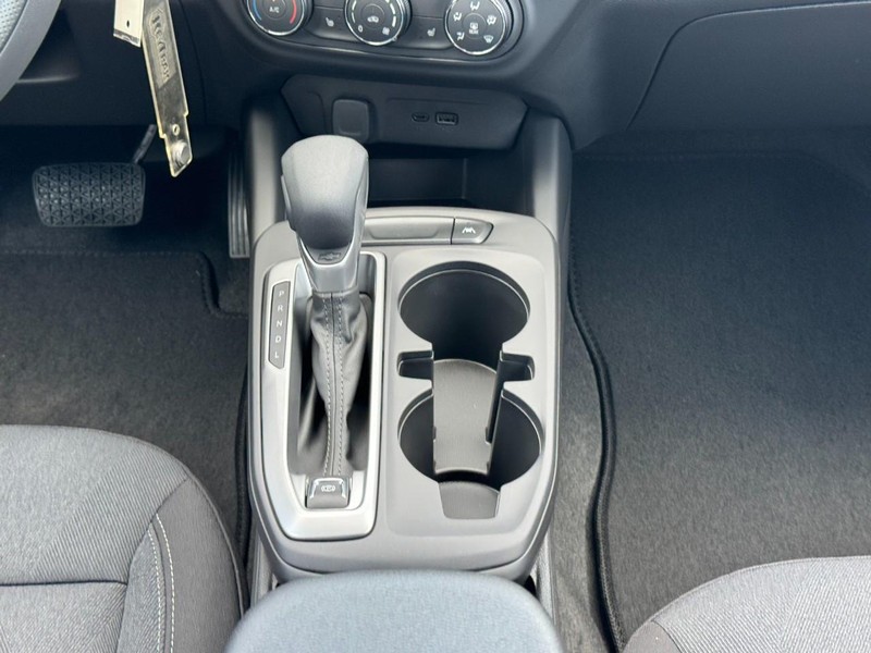 Chevrolet Trax Vehicle Image 09