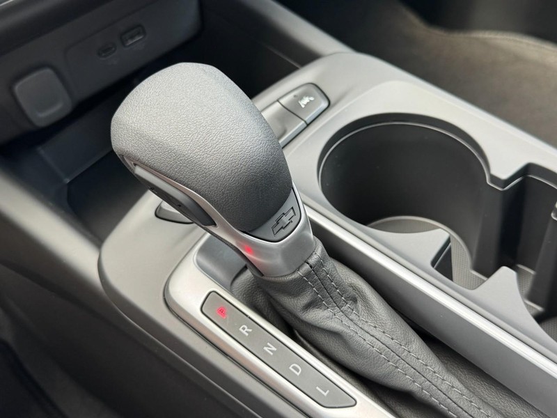 Chevrolet Trax Vehicle Image 12