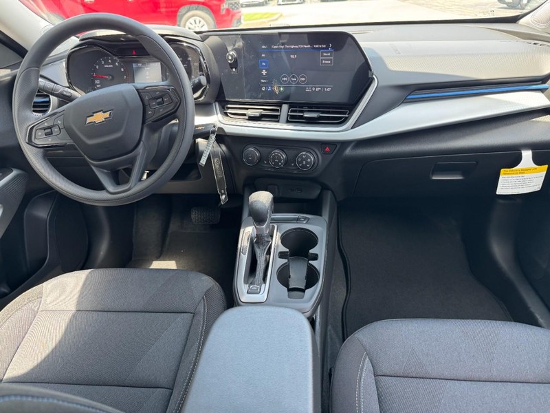 Chevrolet Trax Vehicle Image 06