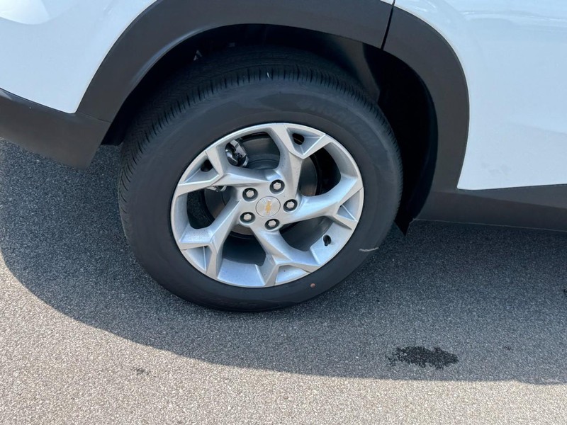Chevrolet Trax Vehicle Image 04