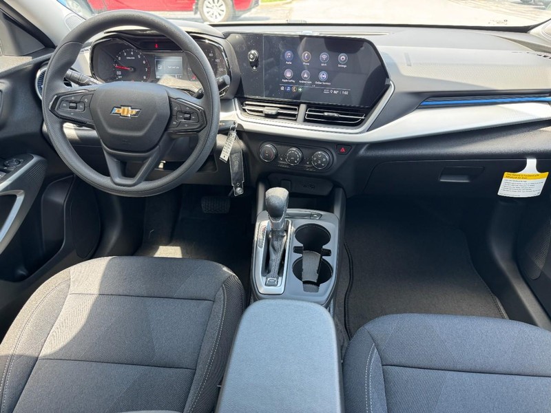 Chevrolet Trax Vehicle Image 06