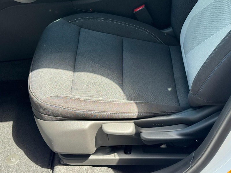 Chevrolet Trax Vehicle Image 14