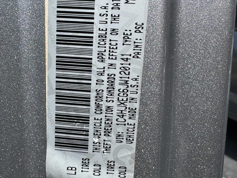 Jeep Wrangler Unlimited Vehicle Image 23