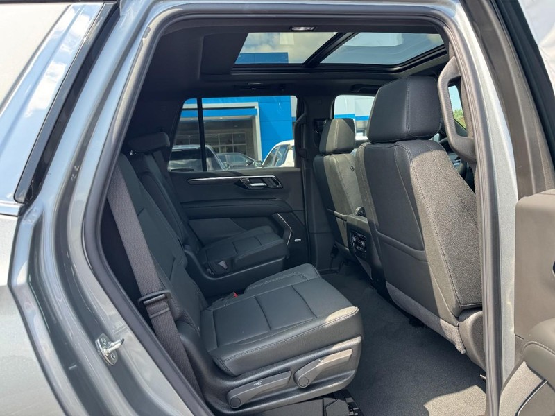Chevrolet Tahoe Vehicle Image 05