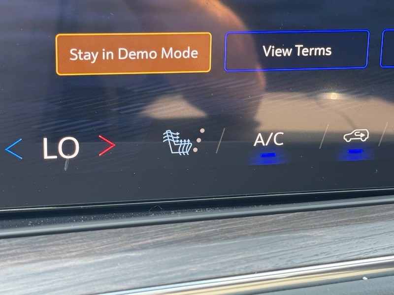 Chevrolet Tahoe Vehicle Image 15