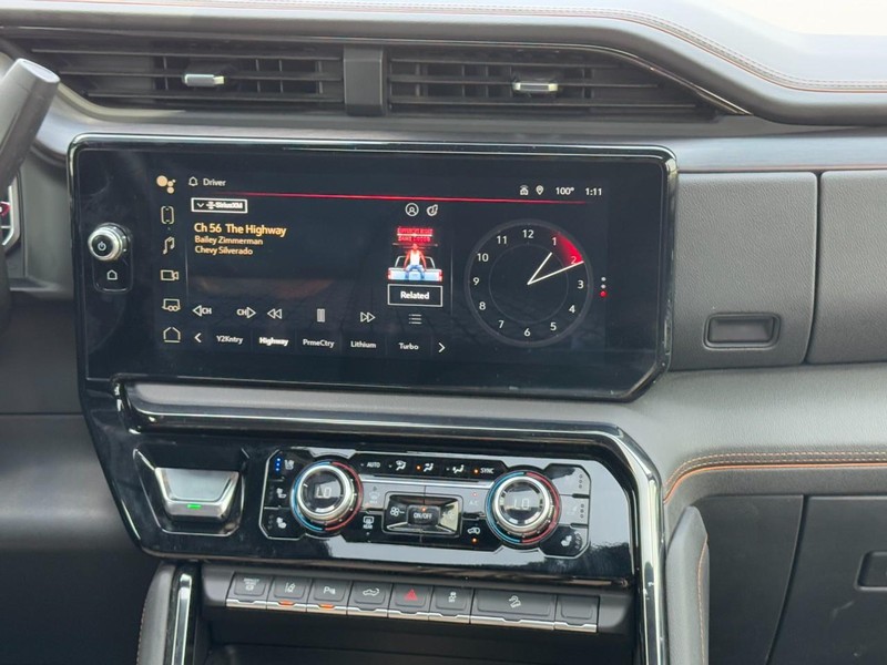 GMC Sierra 2500HD Vehicle Image 14
