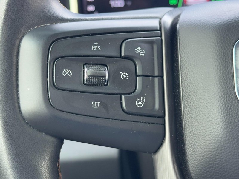 GMC Sierra 2500HD Vehicle Image 18