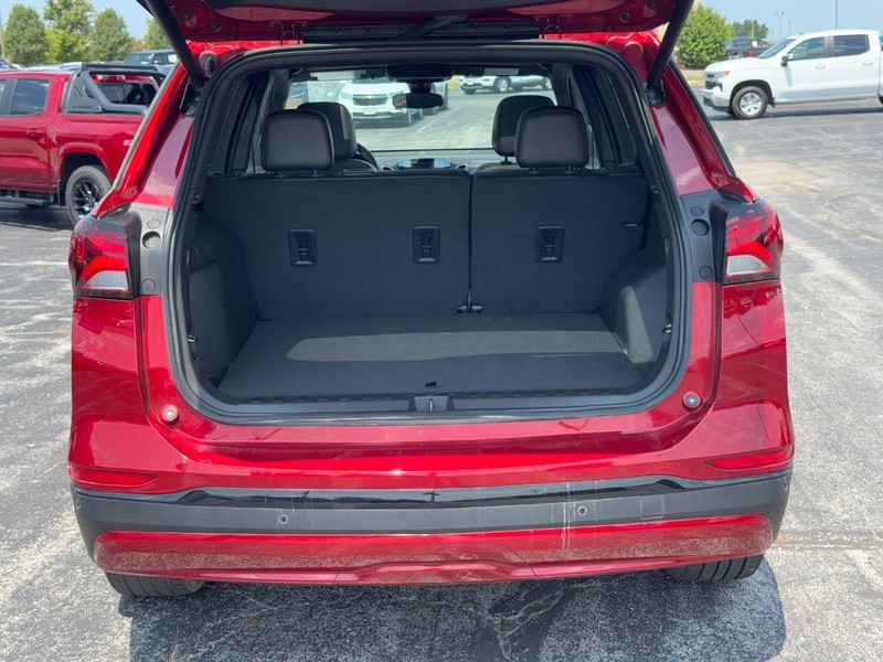 Chevrolet Equinox Vehicle Full-screen Gallery Image 05