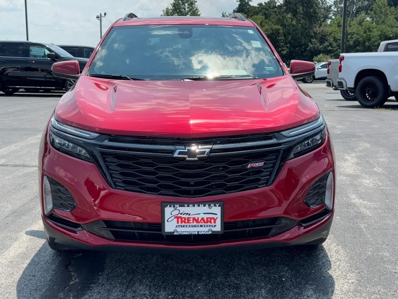 Chevrolet Equinox Vehicle Full-screen Gallery Image 09