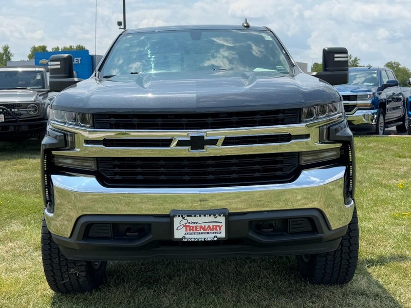 Chevrolet Silverado 1500 Vehicle Full-screen Gallery Image 09