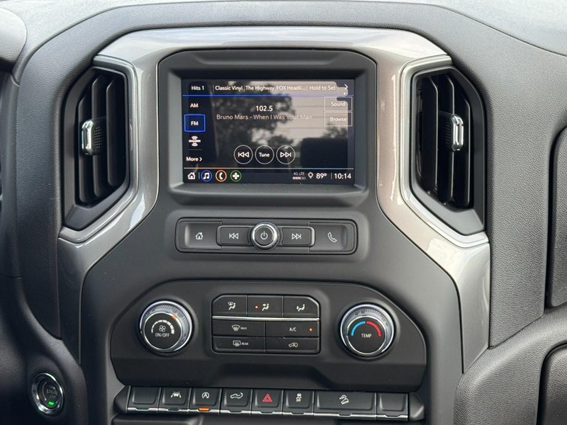 Chevrolet Silverado 1500 Vehicle Image 08