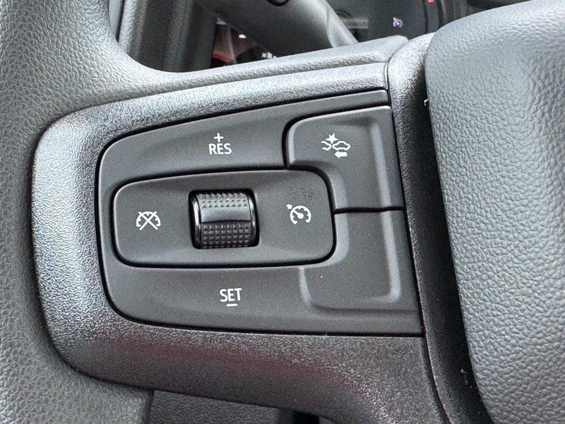 Chevrolet Silverado 1500 Vehicle Image 10