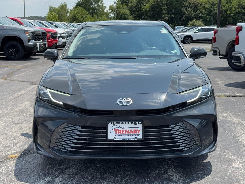 Toyota Camry Vehicle Image 09