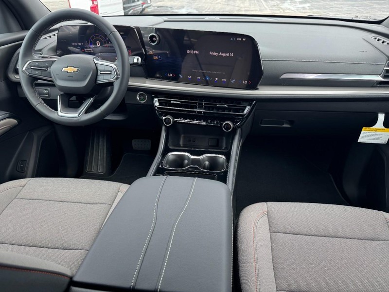 Chevrolet Traverse Vehicle Image 07