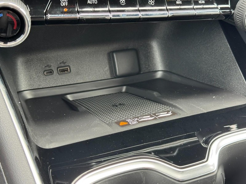 Chevrolet Traverse Vehicle Image 13