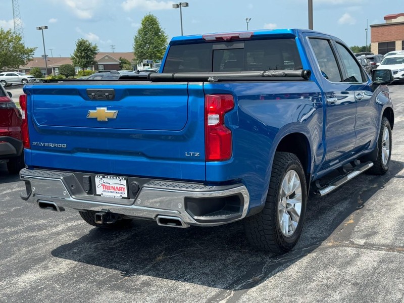 Chevrolet Silverado 1500 Vehicle Full-screen Gallery Image 03