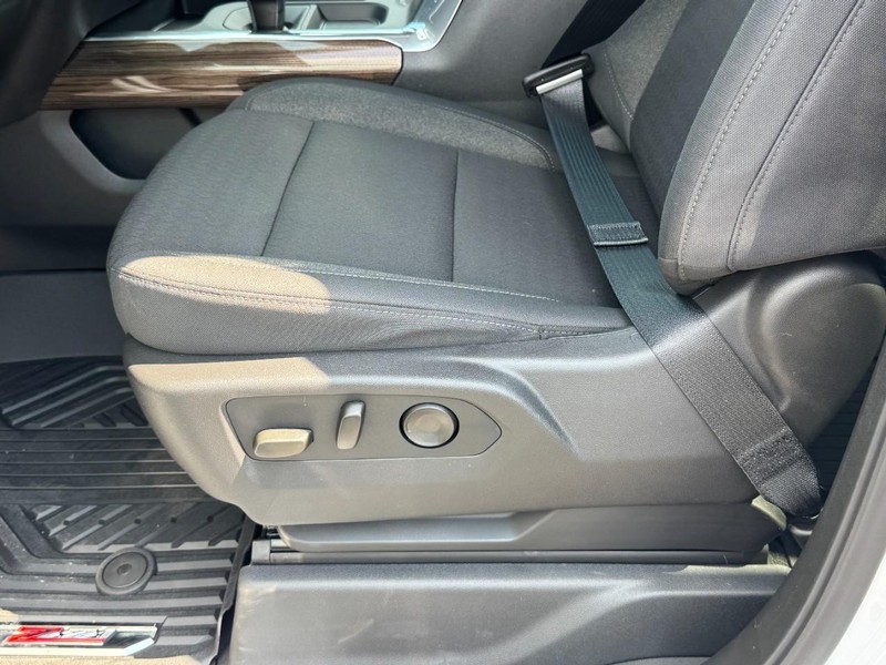 Chevrolet Silverado 1500 Vehicle Image 14