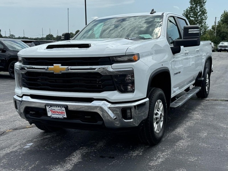 Chevrolet Silverado 2500HD Vehicle Image 08