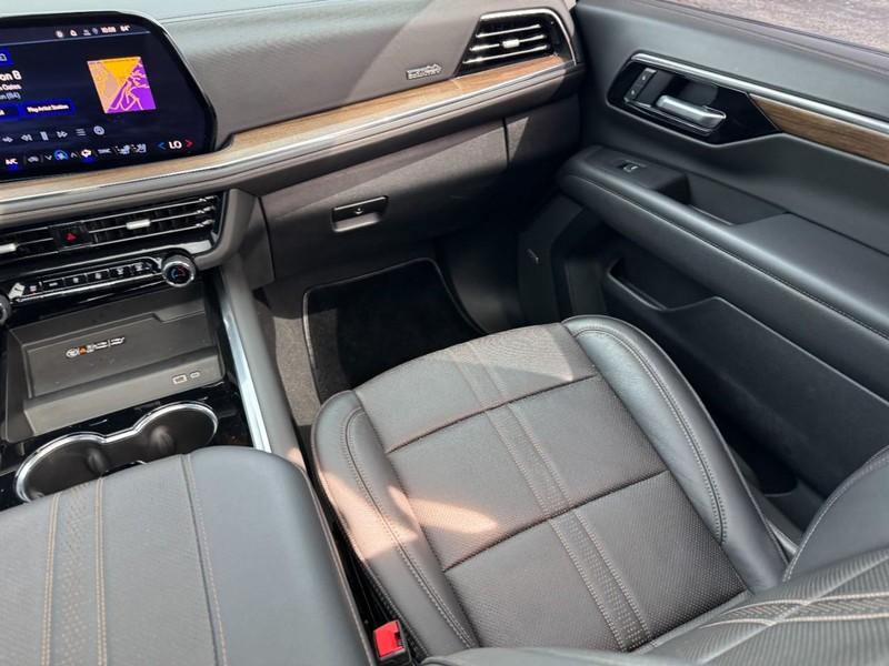 Chevrolet Tahoe Vehicle Image 15