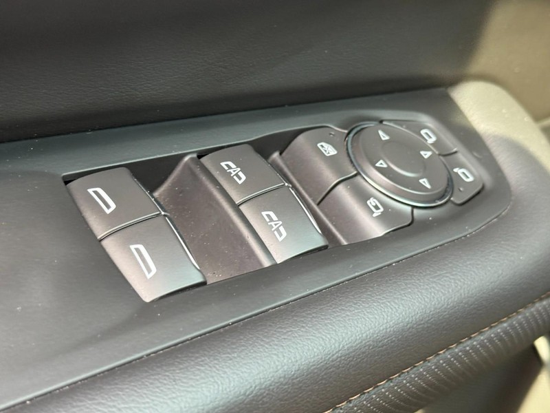 Chevrolet Tahoe Vehicle Image 23