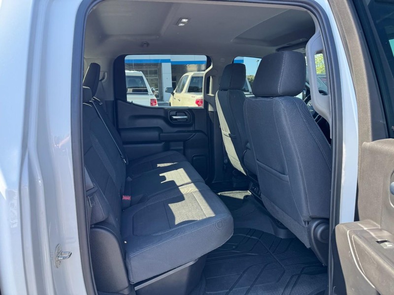 Chevrolet Silverado 1500 Vehicle Image 10