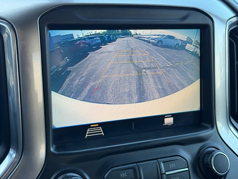 Chevrolet Silverado 1500 Vehicle Image 21