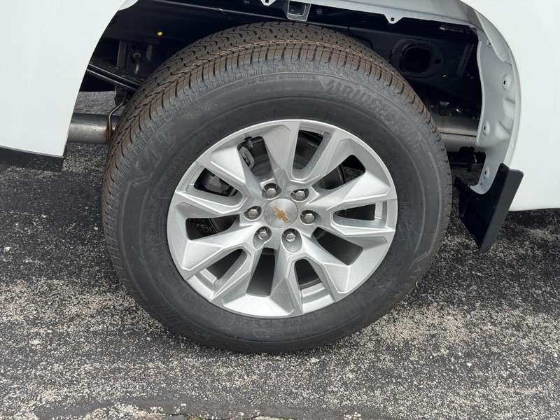 Chevrolet Silverado 1500 Vehicle Image 04