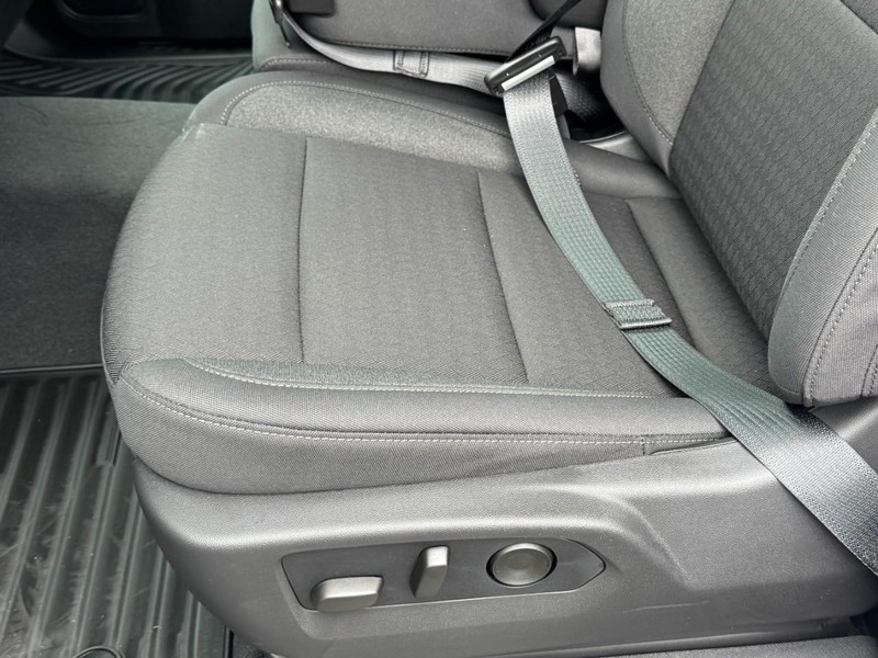 Chevrolet Silverado 1500 Vehicle Image 14