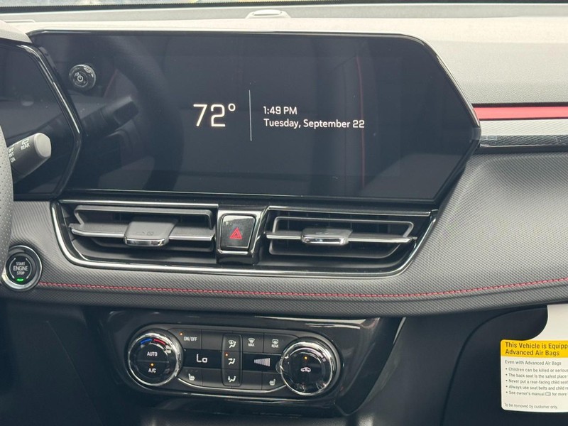 Chevrolet TrailBlazer Vehicle Image 08